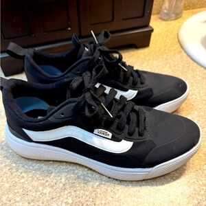 NEW Vans UltraRange Ultra Cush EXP Low